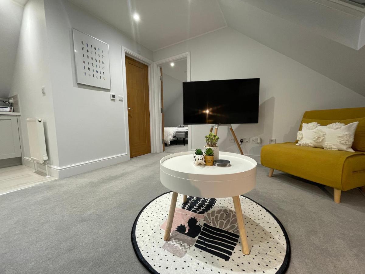 Unique Luxury Detached Apartment In Windsor That Sleeps 4 Luaran gambar
